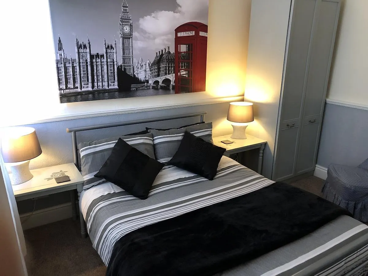 Lindores Bed And Breakfast Brighouse